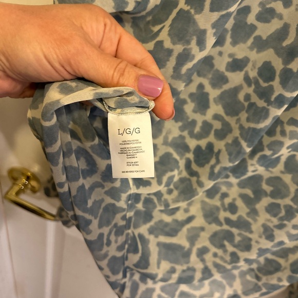 Cabi Pounce Blouse - Picture 9 of 11